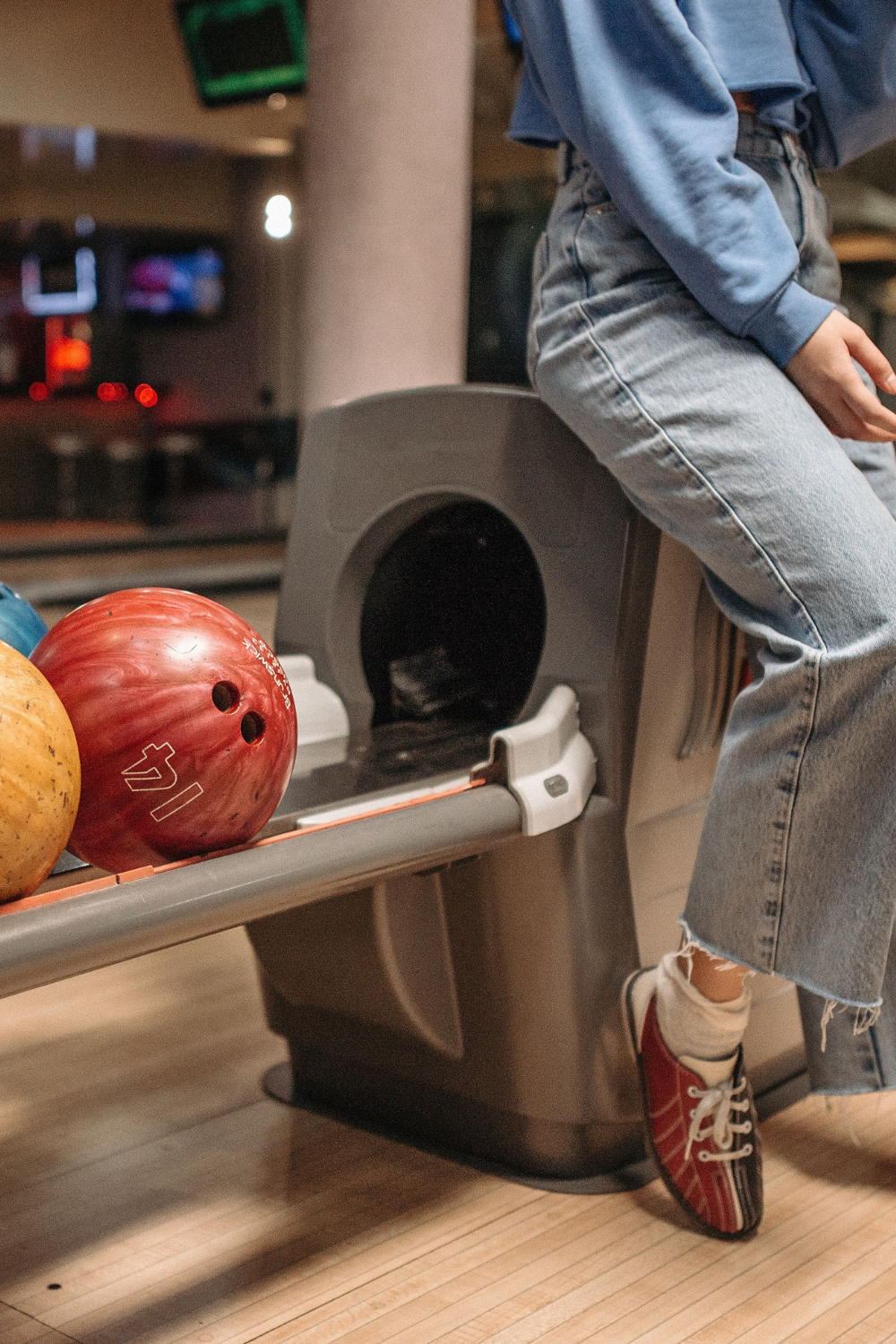What to Wear to a Bowling Night Out