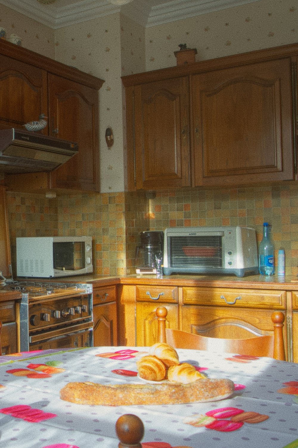 How to Design a Grandmacore Kitchen That Feels Like Home